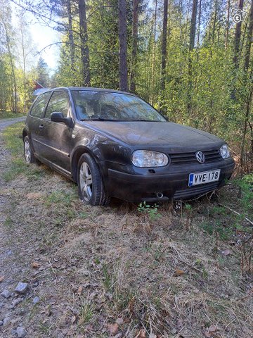 Volkswagen Golf 1