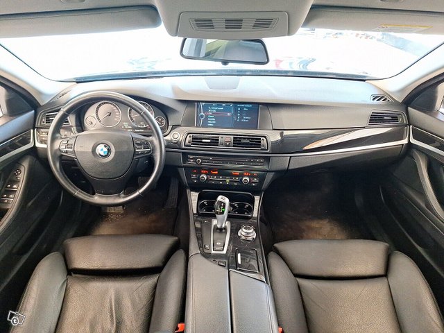 BMW 528 22