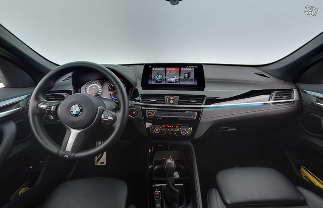 BMW X1 11