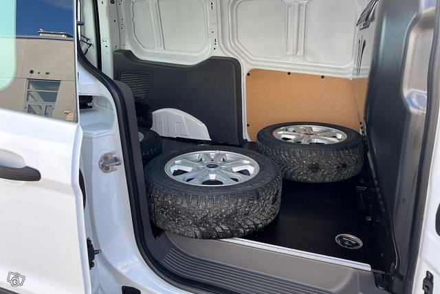 Ford Transit Connect 10