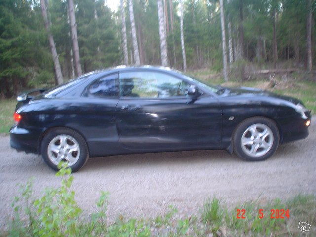 Hyundai Coupe 7