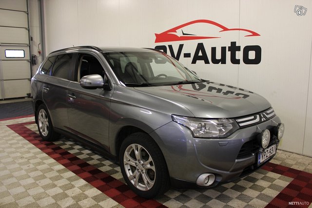 Mitsubishi Outlander 1