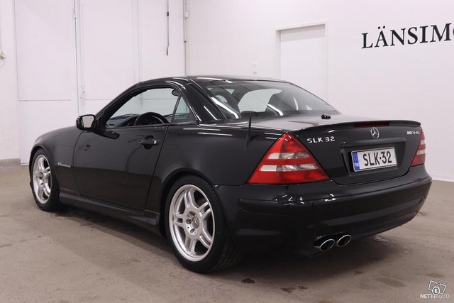 Mercedes-Benz SLK 32 AMG 12