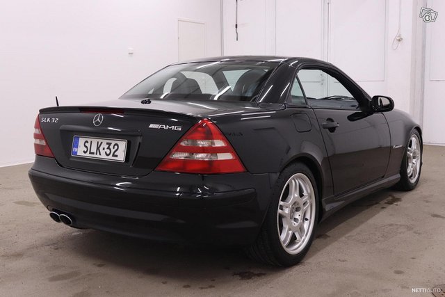 Mercedes-Benz SLK 32 AMG 14