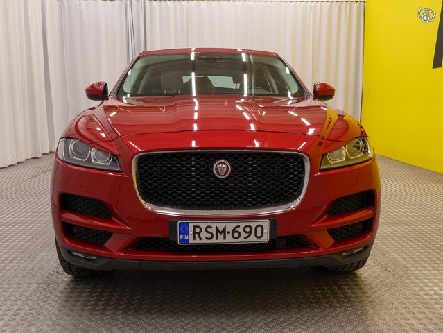 Jaguar F-Pace 25