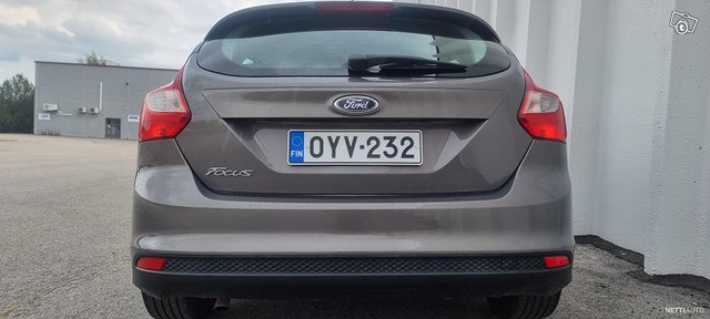 Ford Focus 9