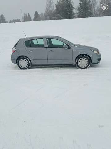 Opel Astra 2