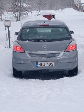 Opel Astra 5