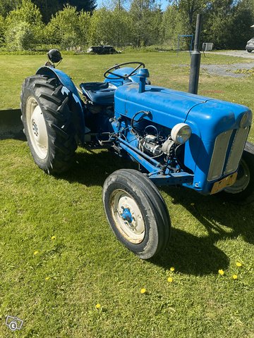 Fordson Dexta traktori 2