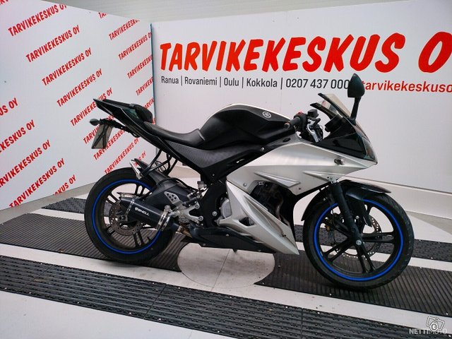 Yamaha YZF, kuva 1