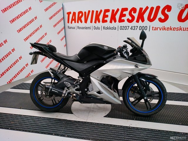 Yamaha YZF 12