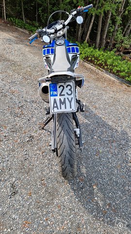 Yamaha WR125X 7