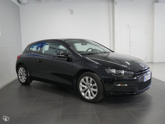 VOLKSWAGEN Scirocco 8