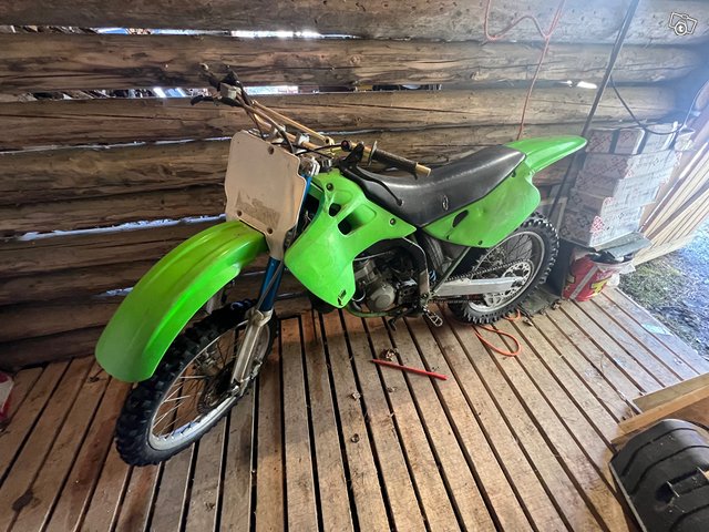 Kawasaki KX125, kuva 1