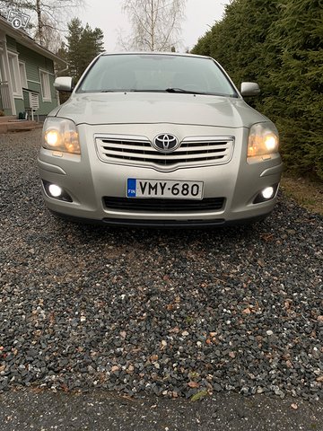 Toyota Avensis 7