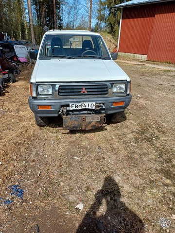 Mitsubishi L200 2