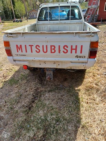 Mitsubishi L200 4
