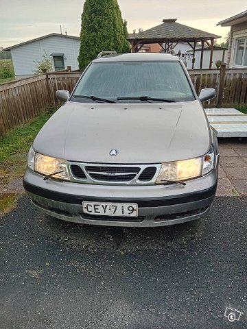 Saab 9-5 1