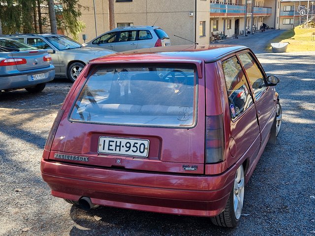 Renault 5 4