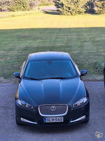 Jaguar XF 10