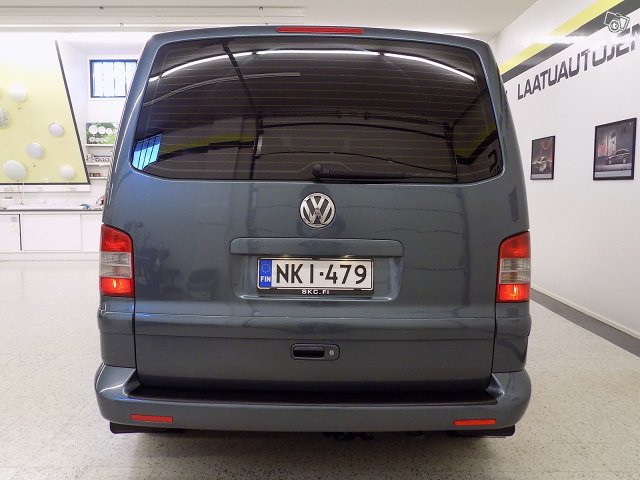 Volkswagen Caravelle 4