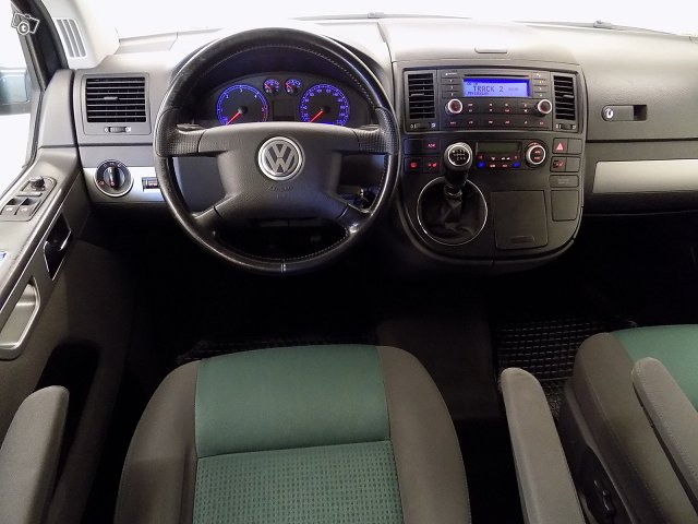 Volkswagen Multivan 7