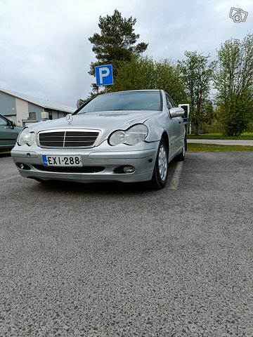 Mercedes-Benz C 200, kuva 1