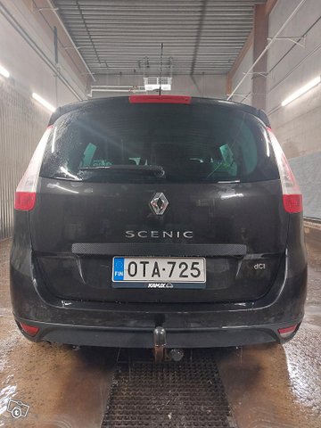 Renault Scenic 8