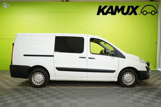 Toyota Proace 5