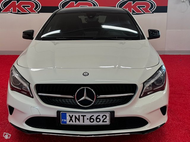 MERCEDES-BENZ CLA 2