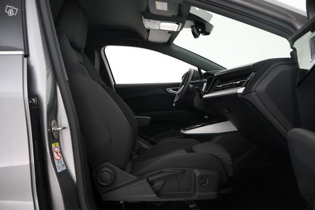 Audi Q4 E-tron 8