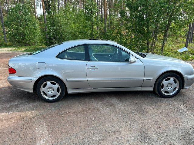 Mercedes-Benz CLK 4