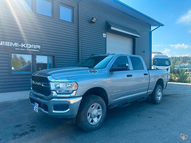 Dodge RAM 2500 Tradesman