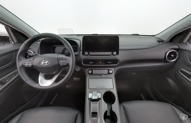 HYUNDAI KONA 10