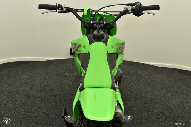 Kawasaki KX 9