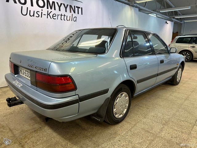 Toyota Carina II 2