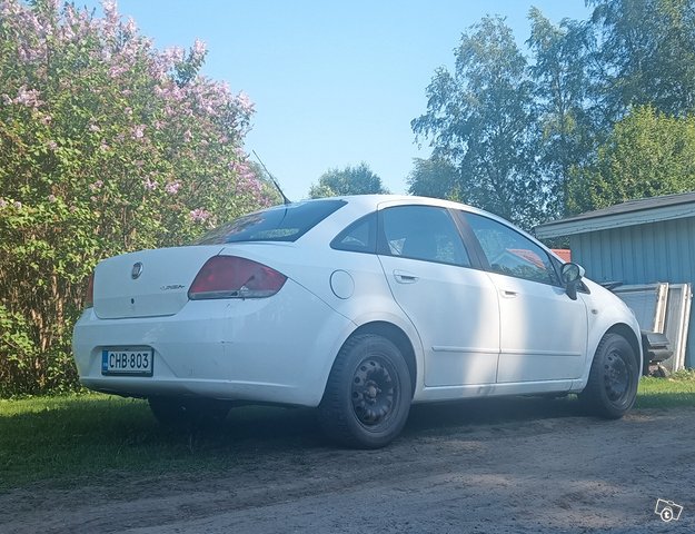 Fiat Linea 2