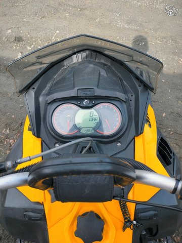 Ski-doo summit 800 154" 8