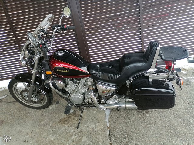 Kawasaki Vn750 TWIN 5