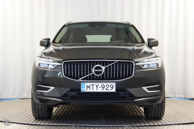 Volvo XC60 5