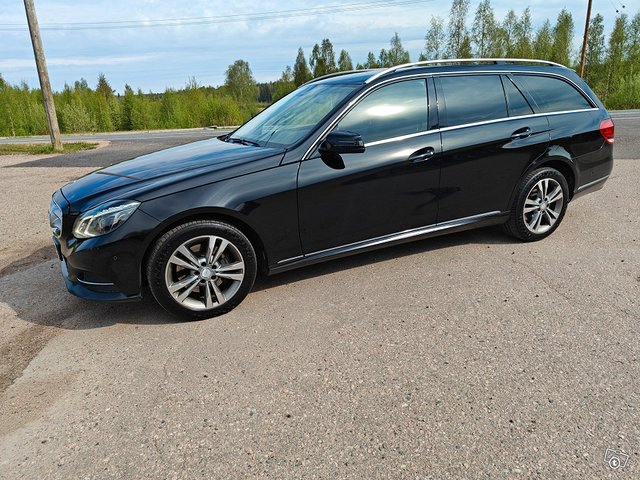 Mercedes-Benz E 250 2