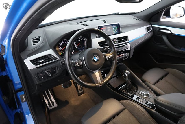 BMW X2 19
