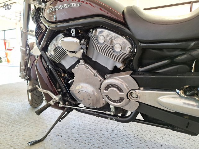 Harley-Davidson VRSC 12
