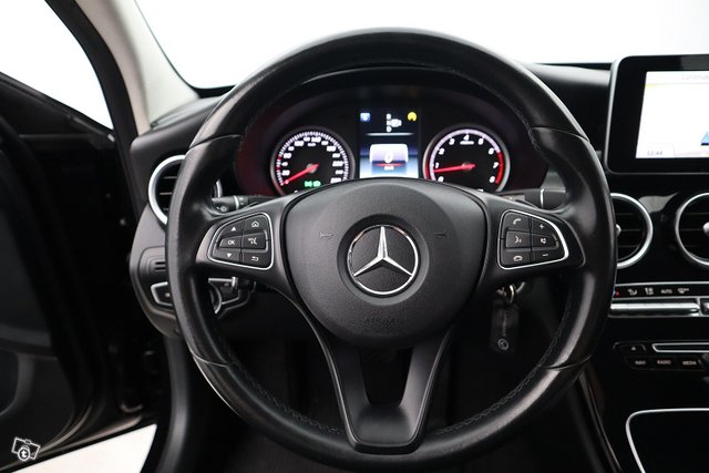 Mercedes-Benz C 15