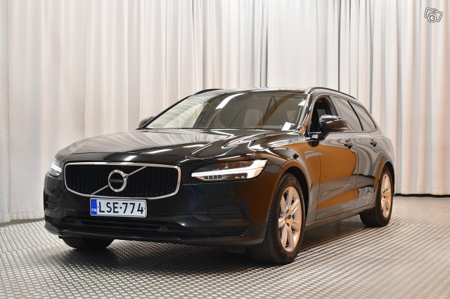 Volvo V90 4