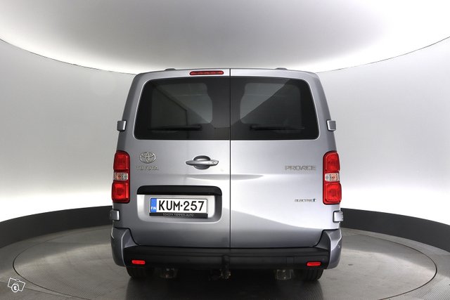 Toyota Proace EV 4