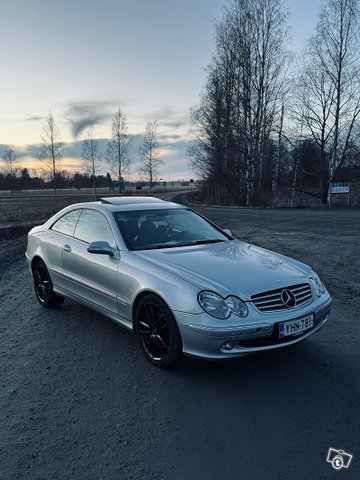 Mercedes-Benz CLK 240, kuva 1