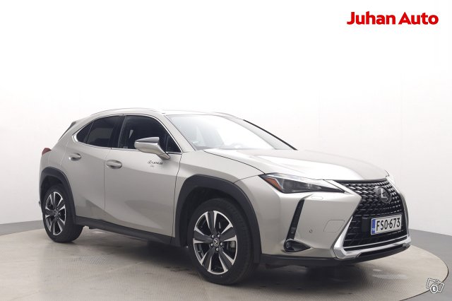 LEXUS UX 1