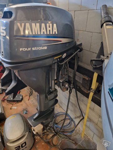 Yamaha 15/4tahti 2