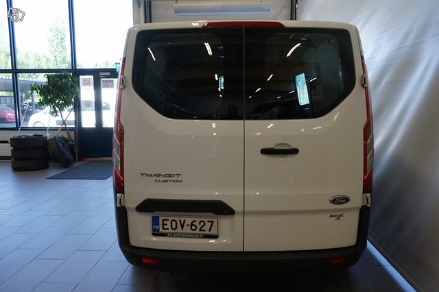 Ford Transit Custom 4